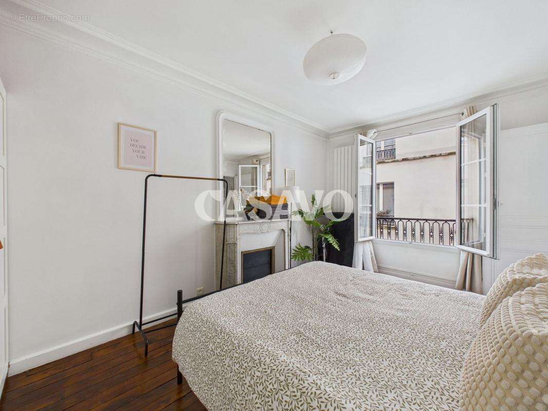 Appartement à PARIS-9E