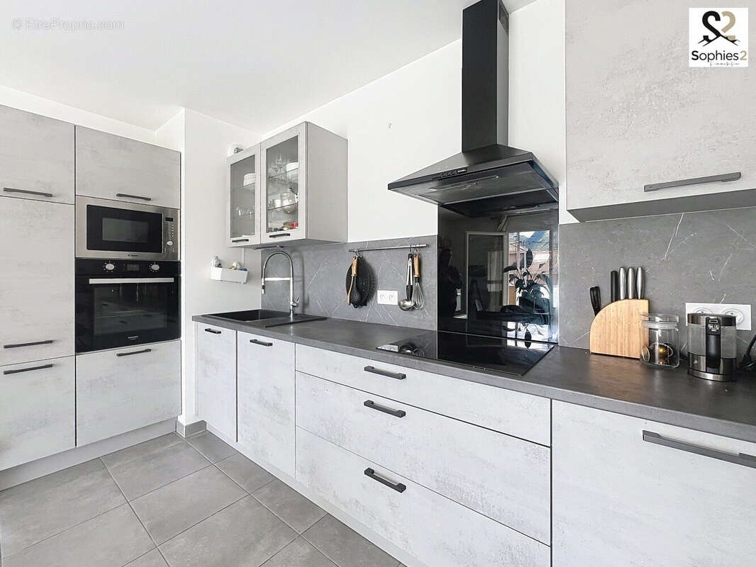 Appartement à VARCES-ALLIERES-ET-RISSET