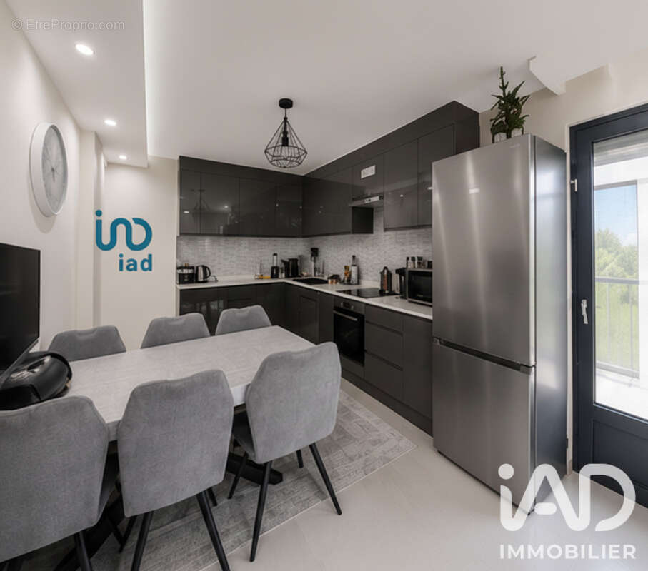 Maison 156 m² à Goussainville  - photo 4