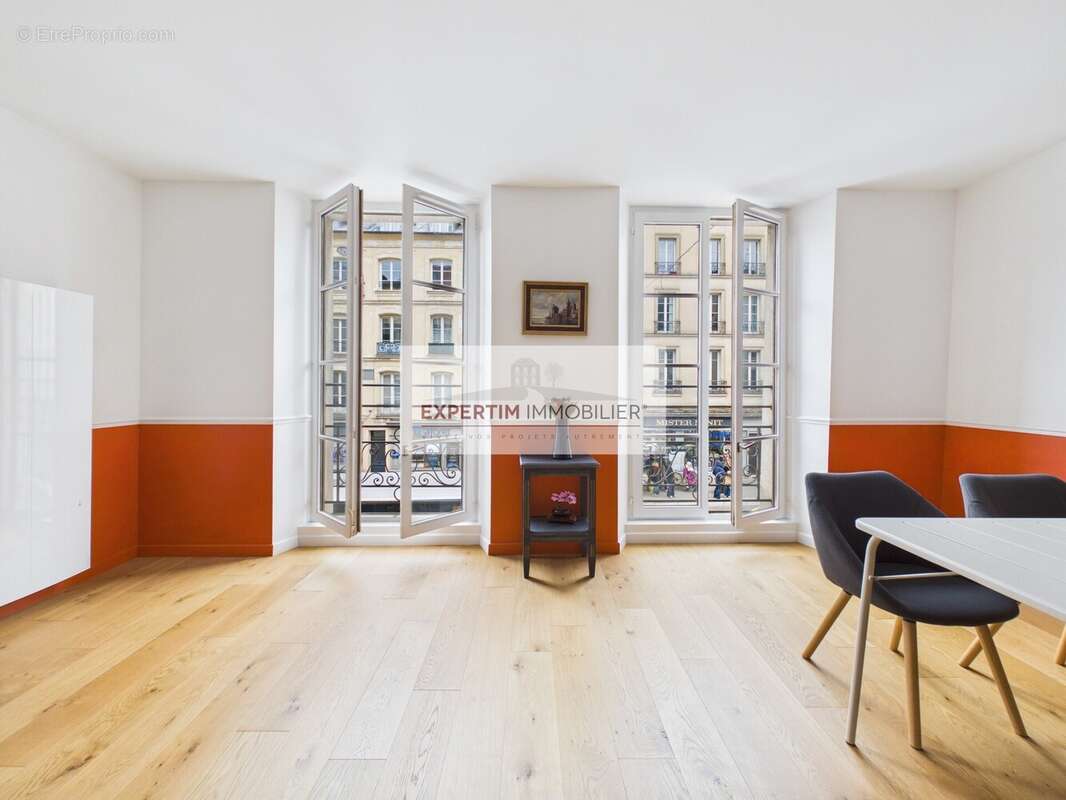 Appartement à VERSAILLES
