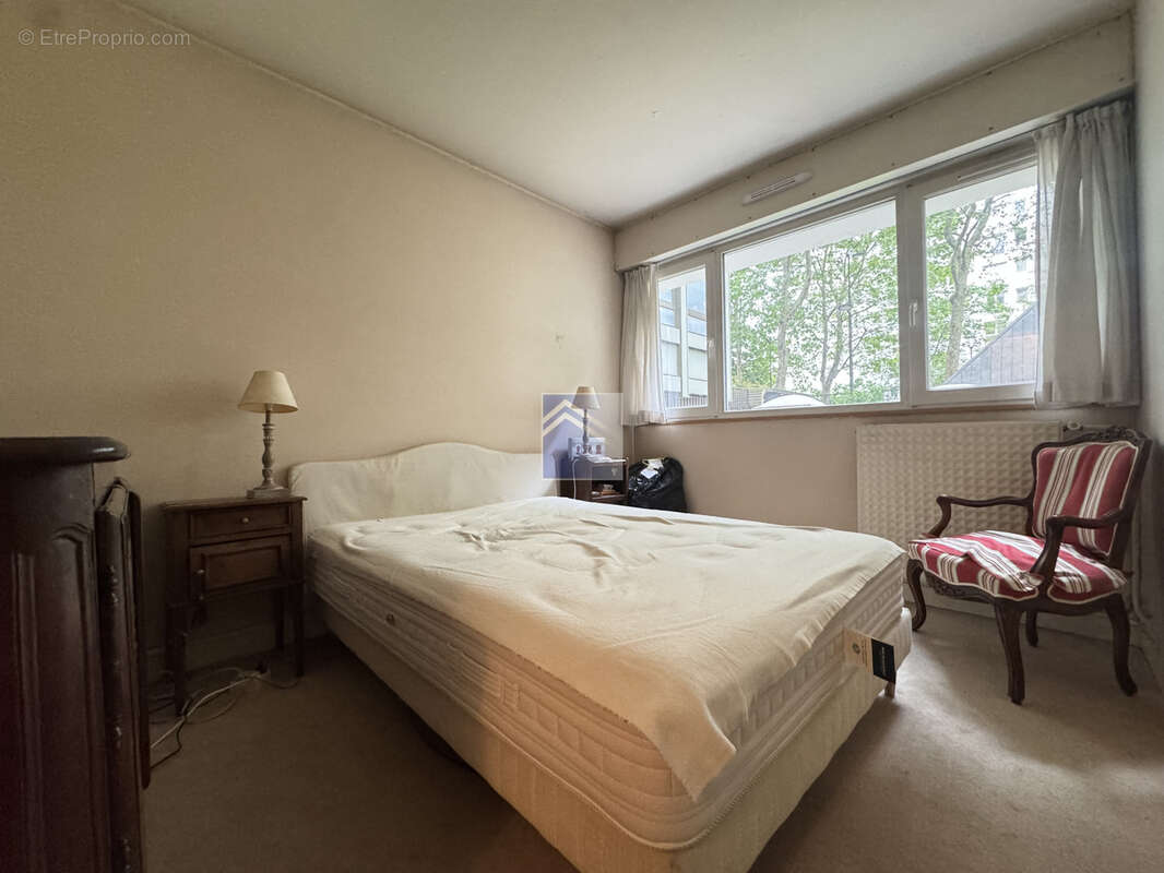 Appartement à LEVALLOIS-PERRET