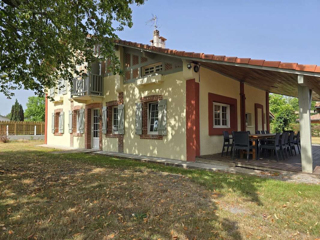 Maison à LEON