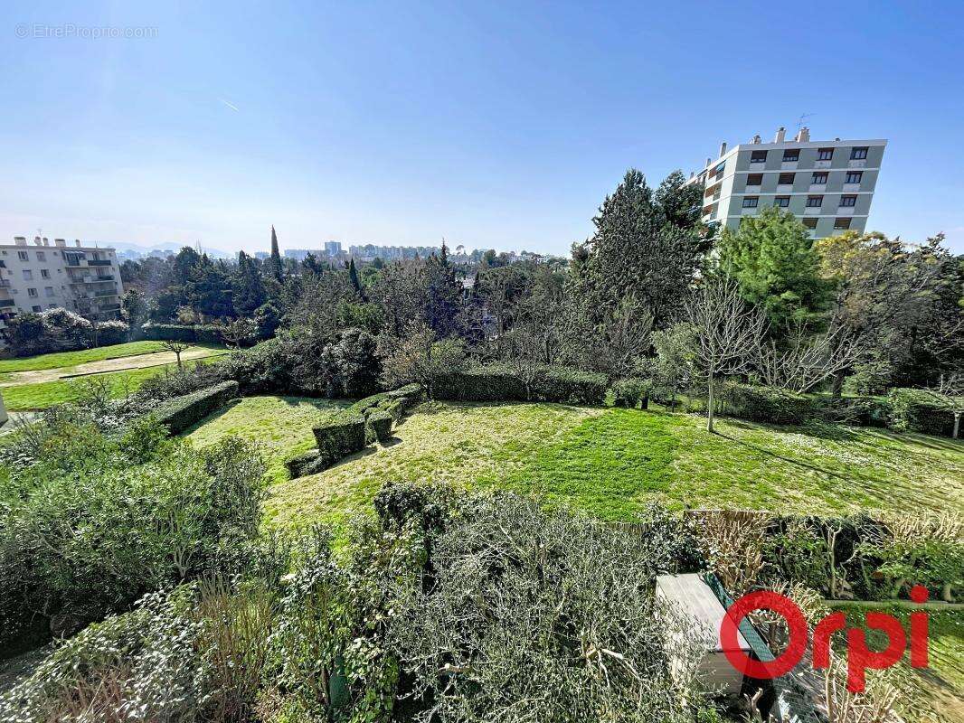 Appartement à MARSEILLE-13E