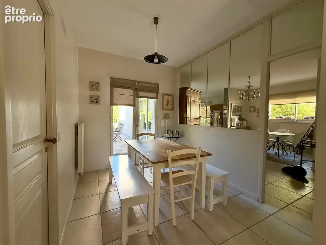 BORDEAUX CAUDERAN - Superbe maison Familiale T8 sur magnifique parcelle arborée - photo 7