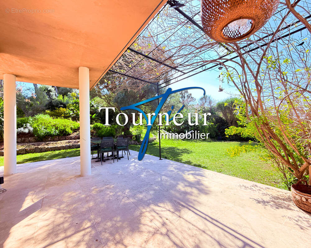 Maison à SANARY-SUR-MER