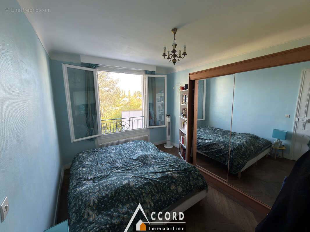 Maison à SARTROUVILLE