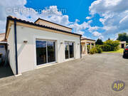 Maison à SAINT-MAGNE-DE-CASTILLON