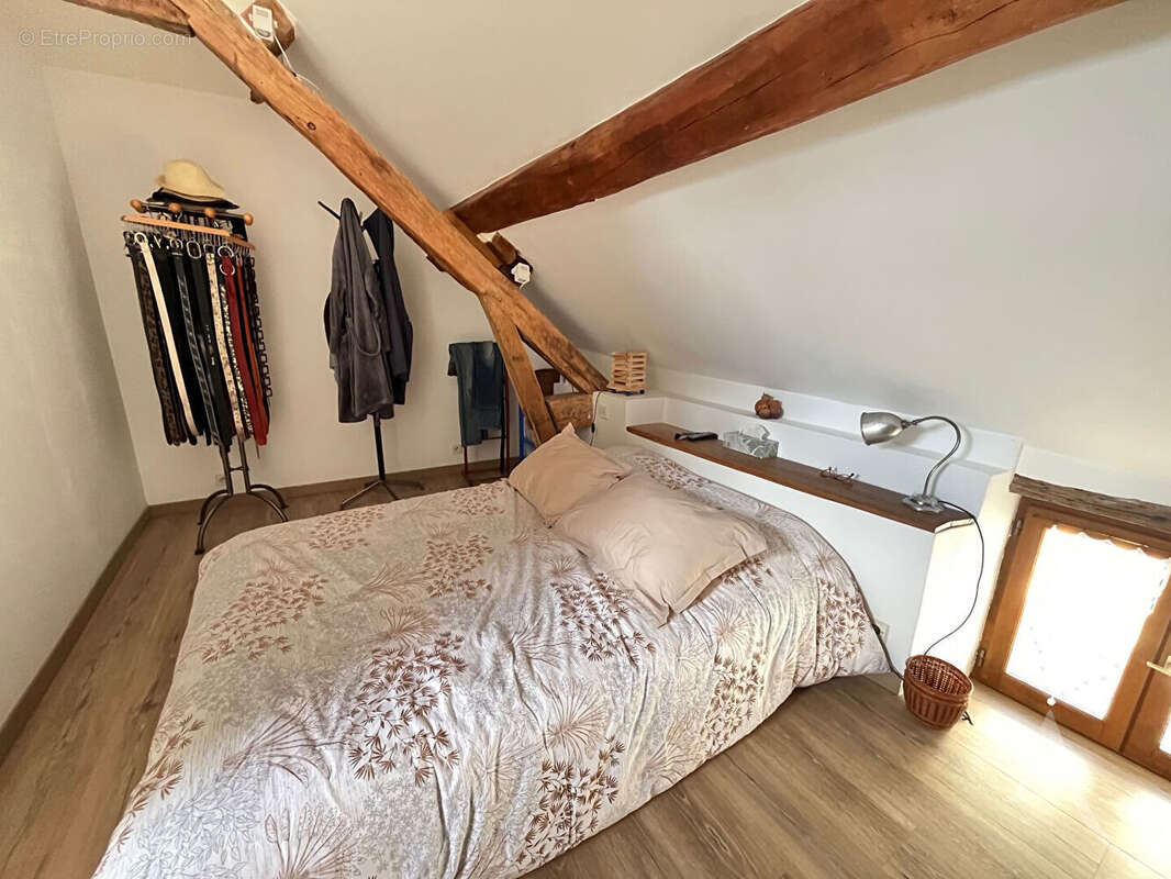 Maison à FOLLAINVILLE-DENNEMONT