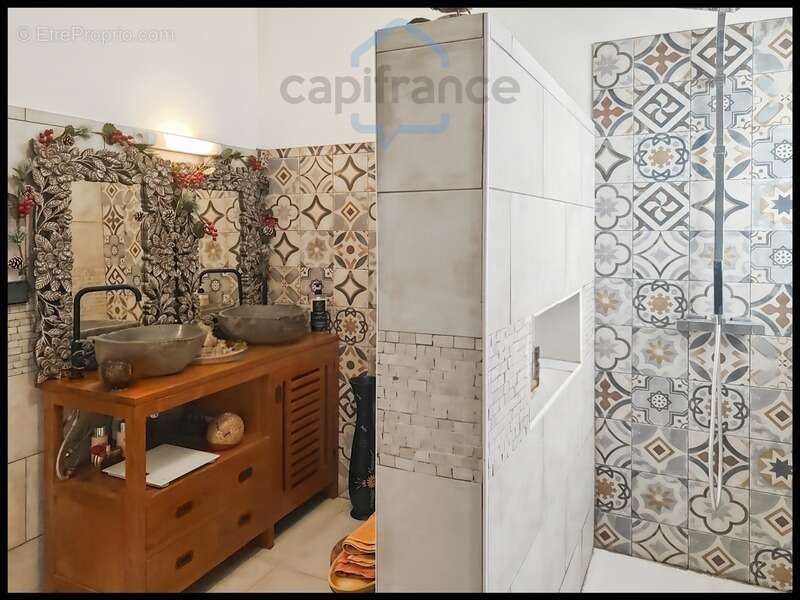 Maison à SAINTE-ROSE