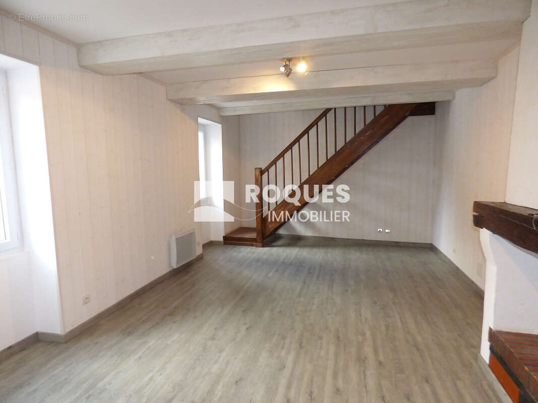 Maison à SOUBES