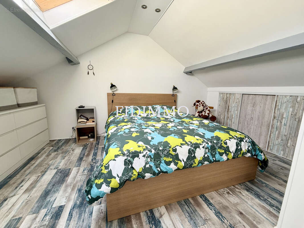 Appartement à CHENNEVIERES-SUR-MARNE