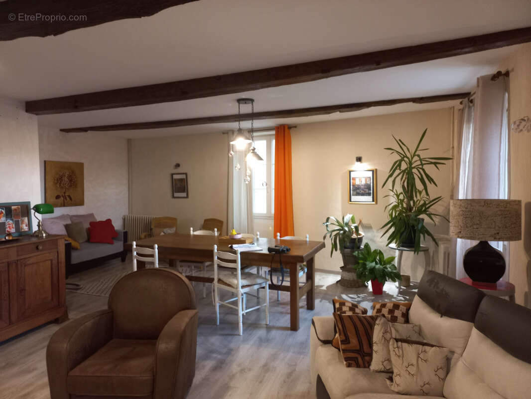 Maison à MONTESQUIOU