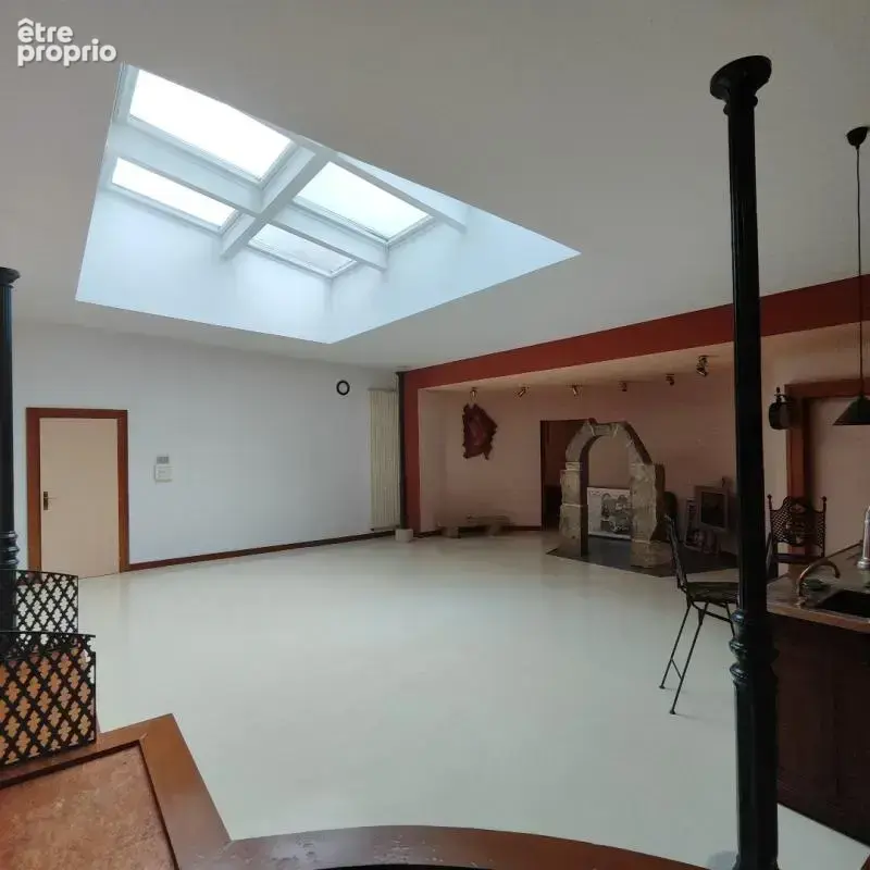 Belfort centre 90000 : Appartement 6 pièces 344 m2 avec grand garage - photo 12