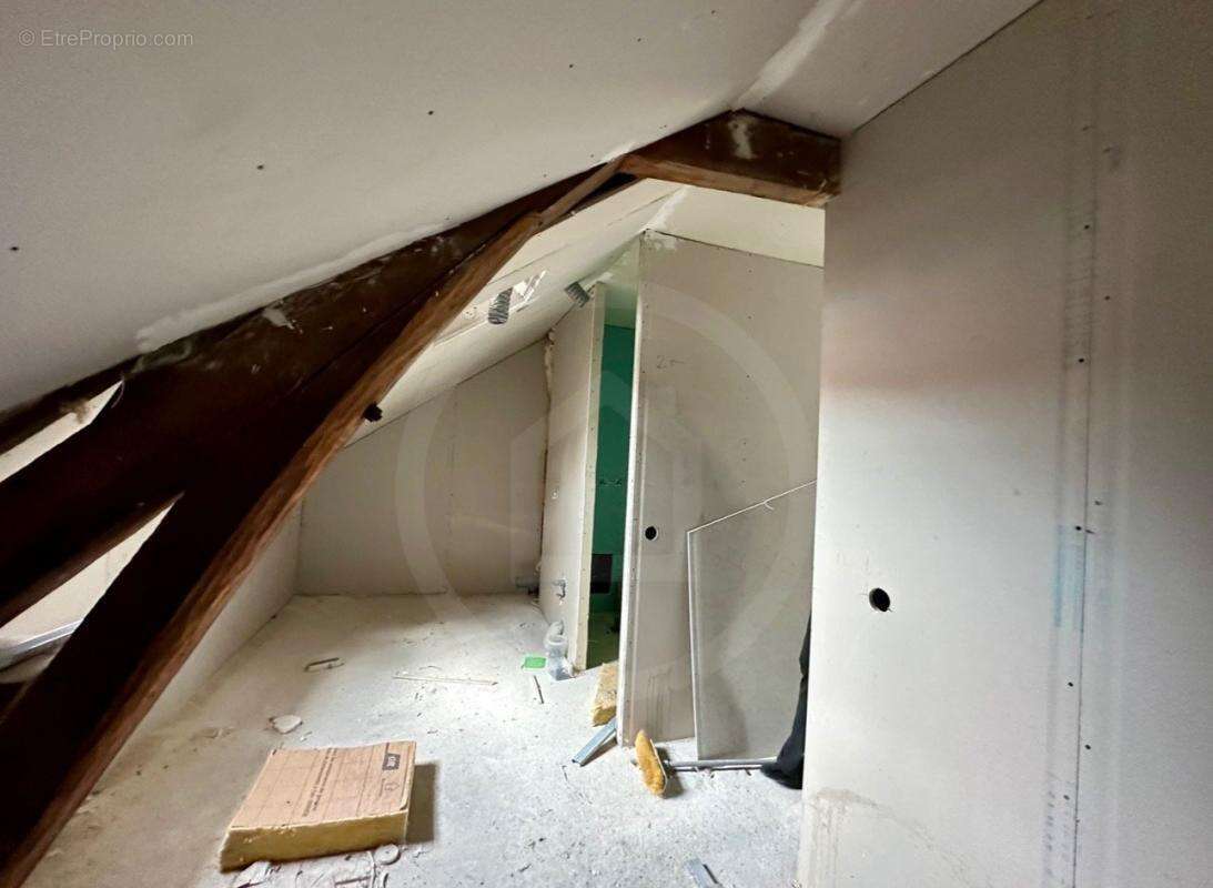 Maison à SAINT-SAUVEUR