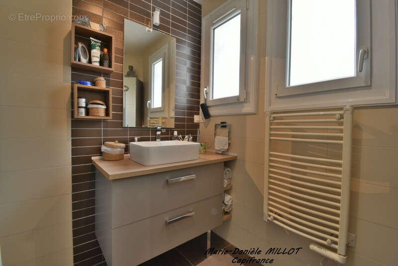 Maison à BONCHAMP-LES-LAVAL