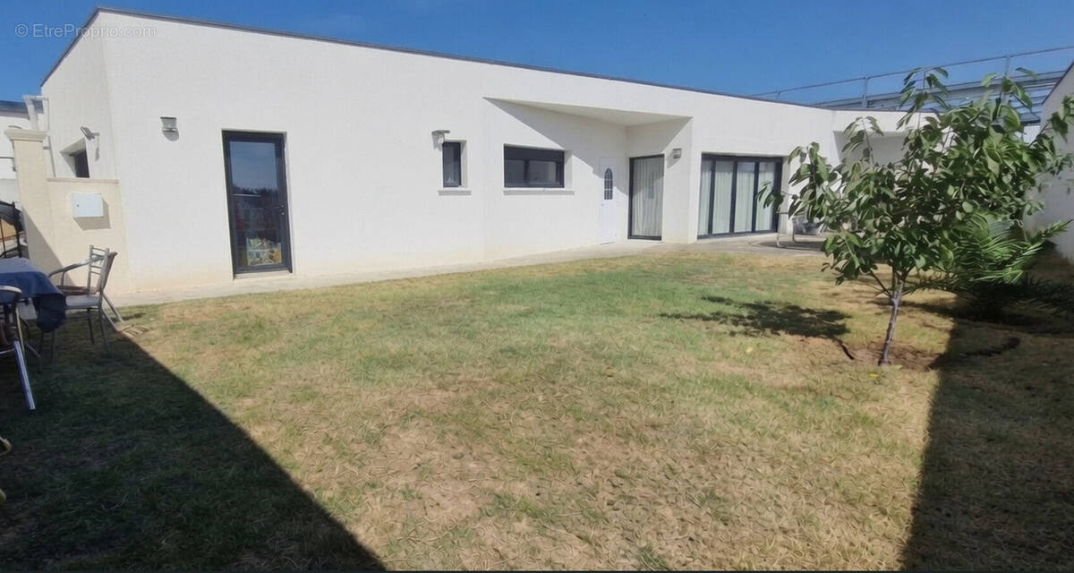 Maison à BOURG-LES-VALENCE