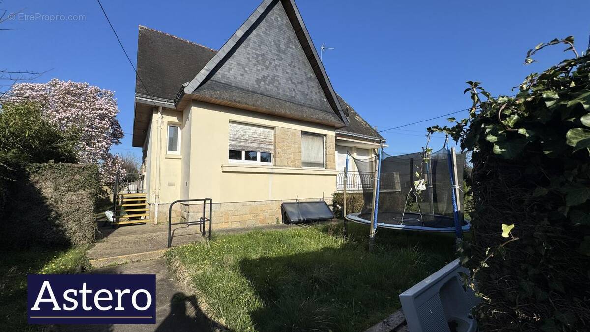 Maison à PONTIVY