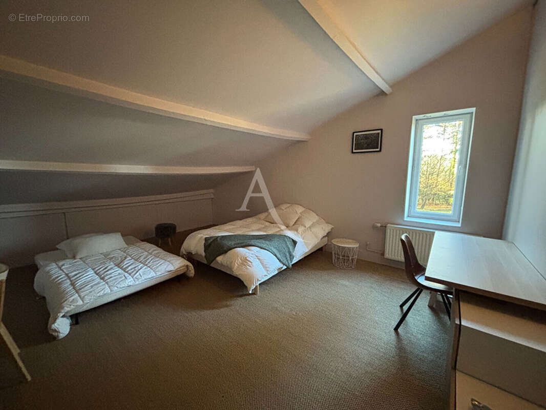 Maison à YVOY-LE-MARRON