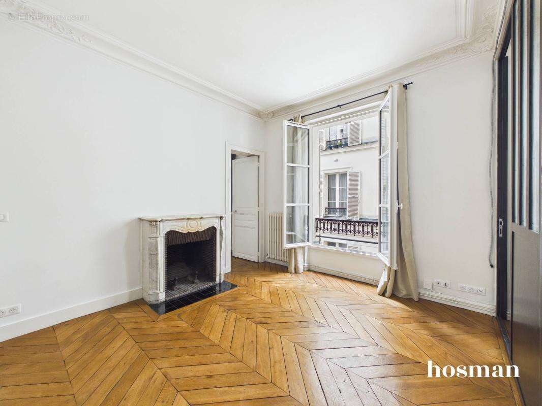 Appartement à PARIS-9E