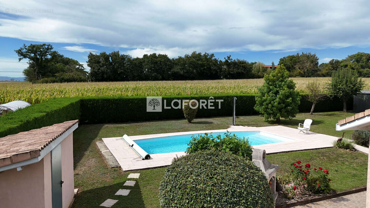 Maison à CHATILLON-SUR-CHALARONNE