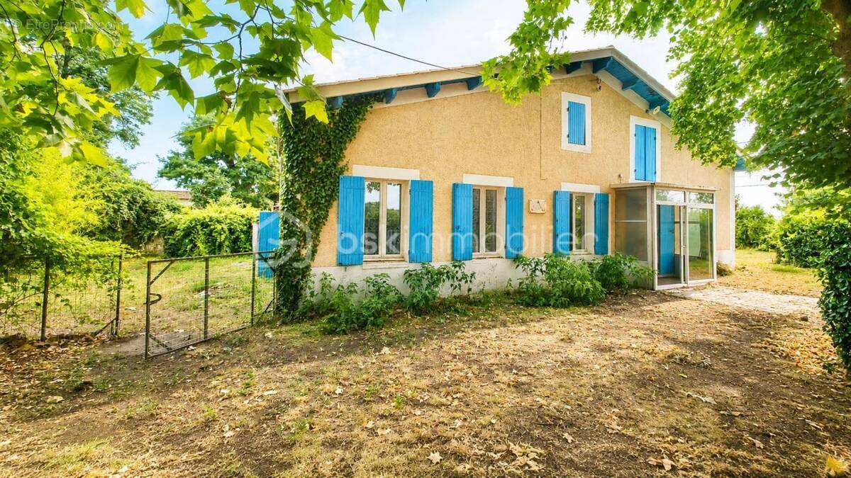 Maison à SAINT-AVIT-SAINT-NAZAIRE