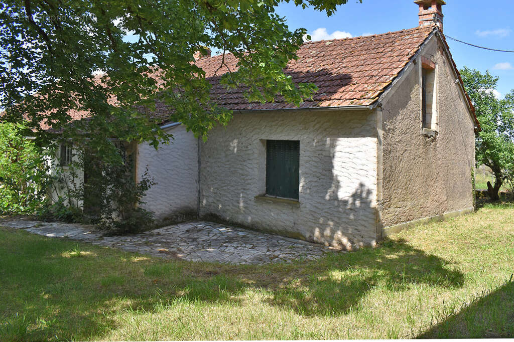 corps de ferme Aubas 5 pièce(s) 95 m2 - photo 7