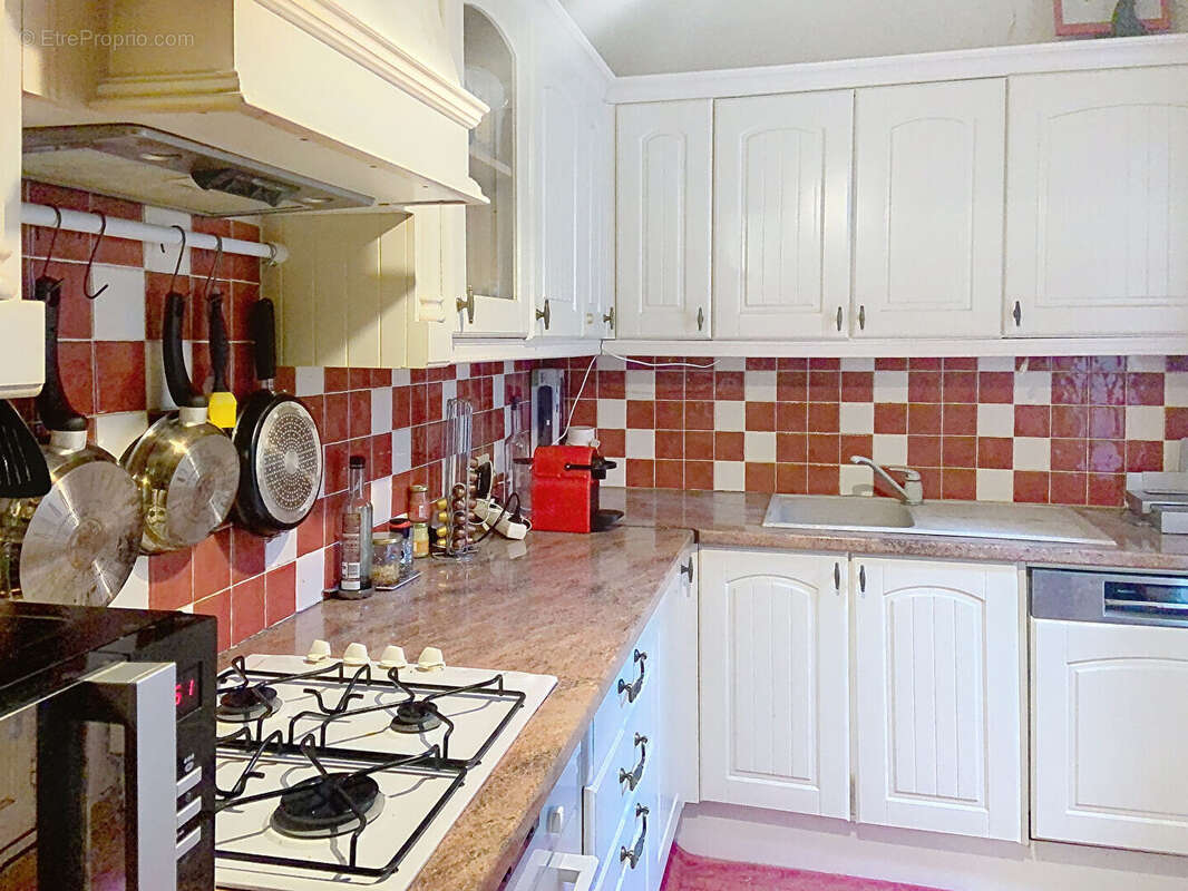 Maison à VAUVENARGUES