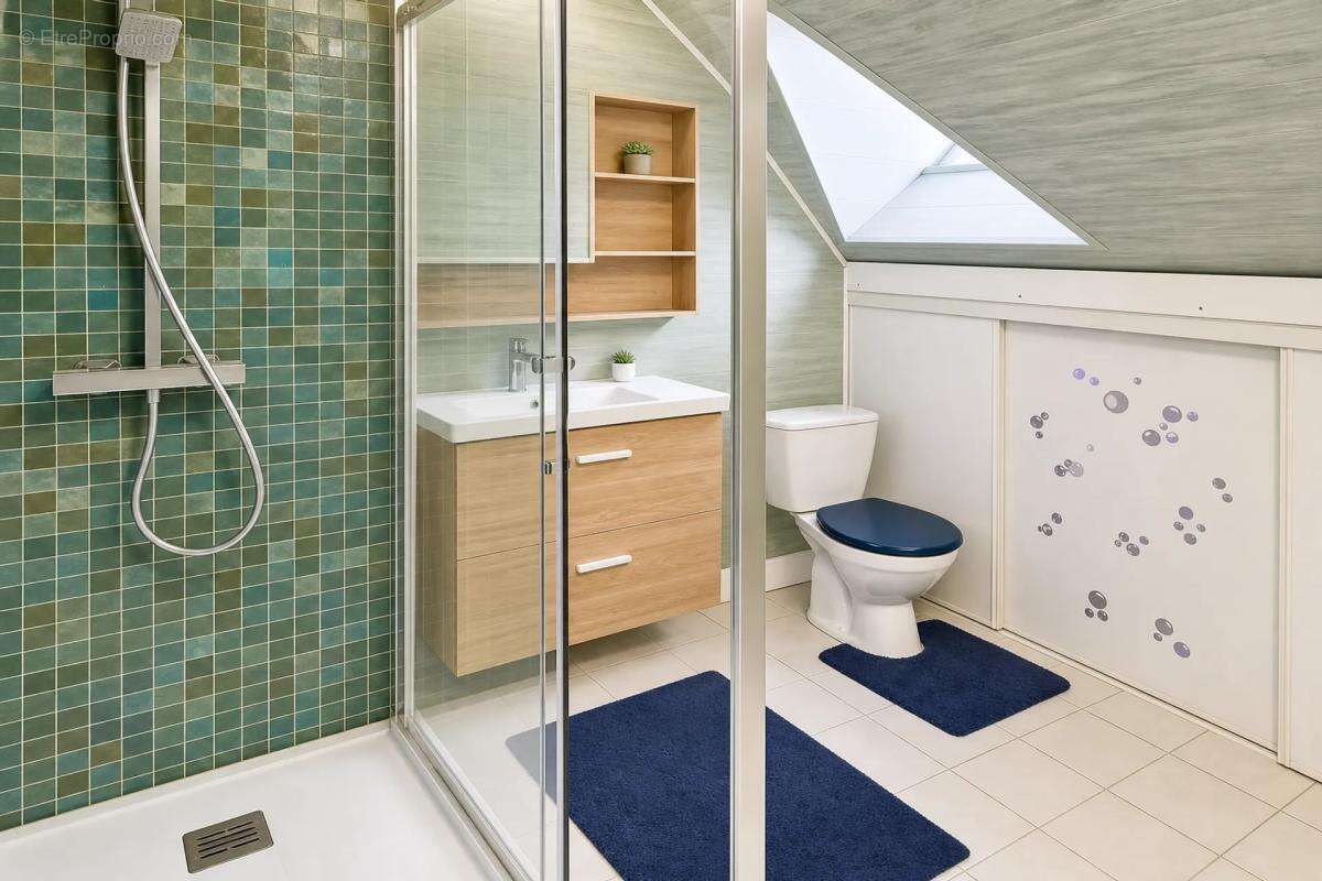 Maison de 7 pièces de 212 m² à Le Poinçonnet - photo 6