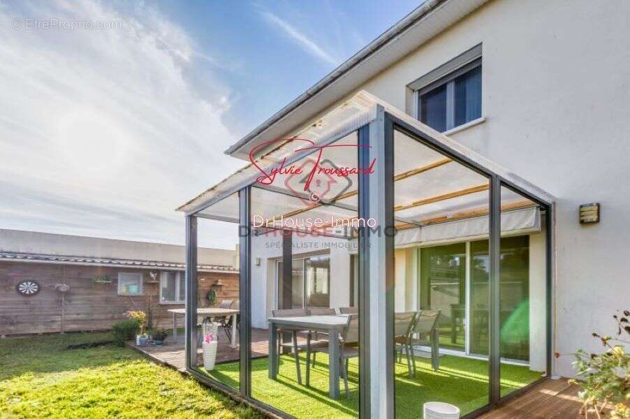 Maison 118 m² à Cenon  - photo 62