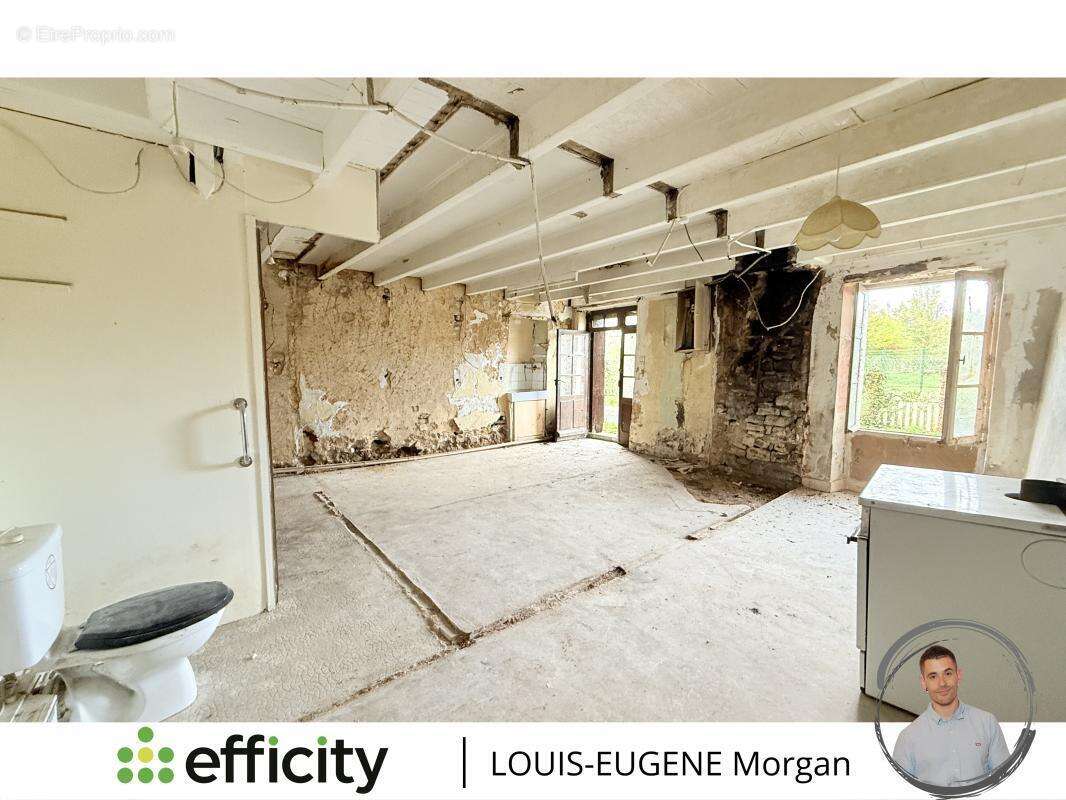 Maison à CHAMPAGNE-MOUTON