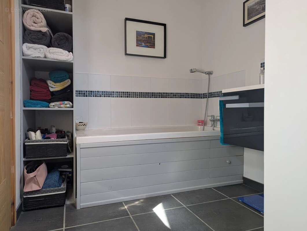 Charmante propriété familiale avec piscine dans la Vienne - photo 16