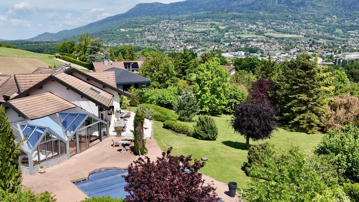 image00008 - Maison à VETRAZ-MONTHOUX