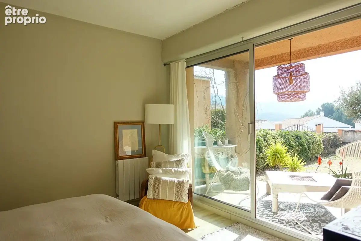 Villa T6 avec 2 appartements sur les hauteurs du Logis-Neuf - photo 11
