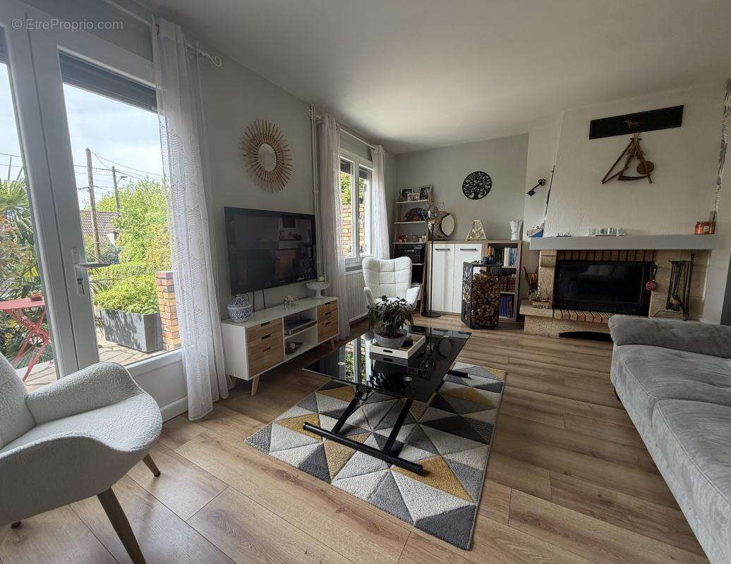 Maison à BRUNOY
