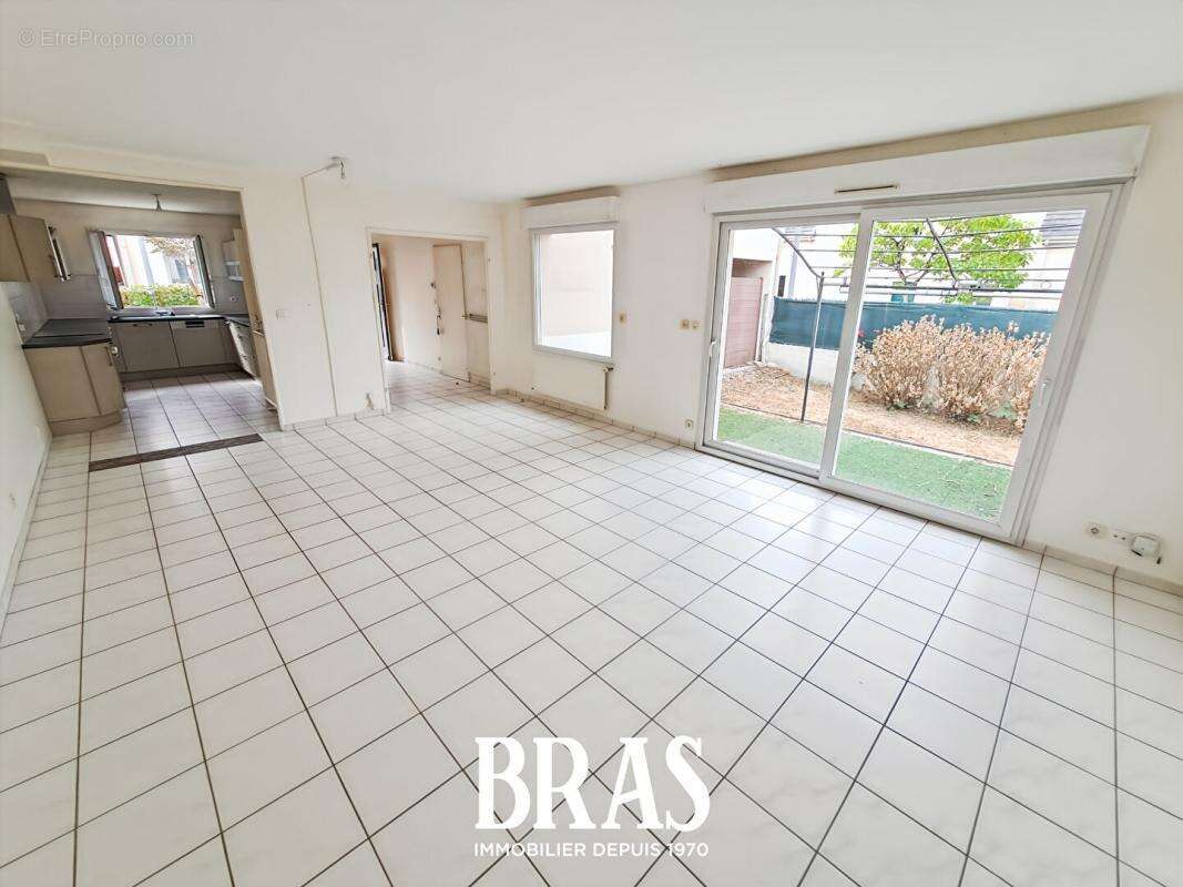 Secteur Beauséjour, Maison de 101 m² avec garage - photo 3