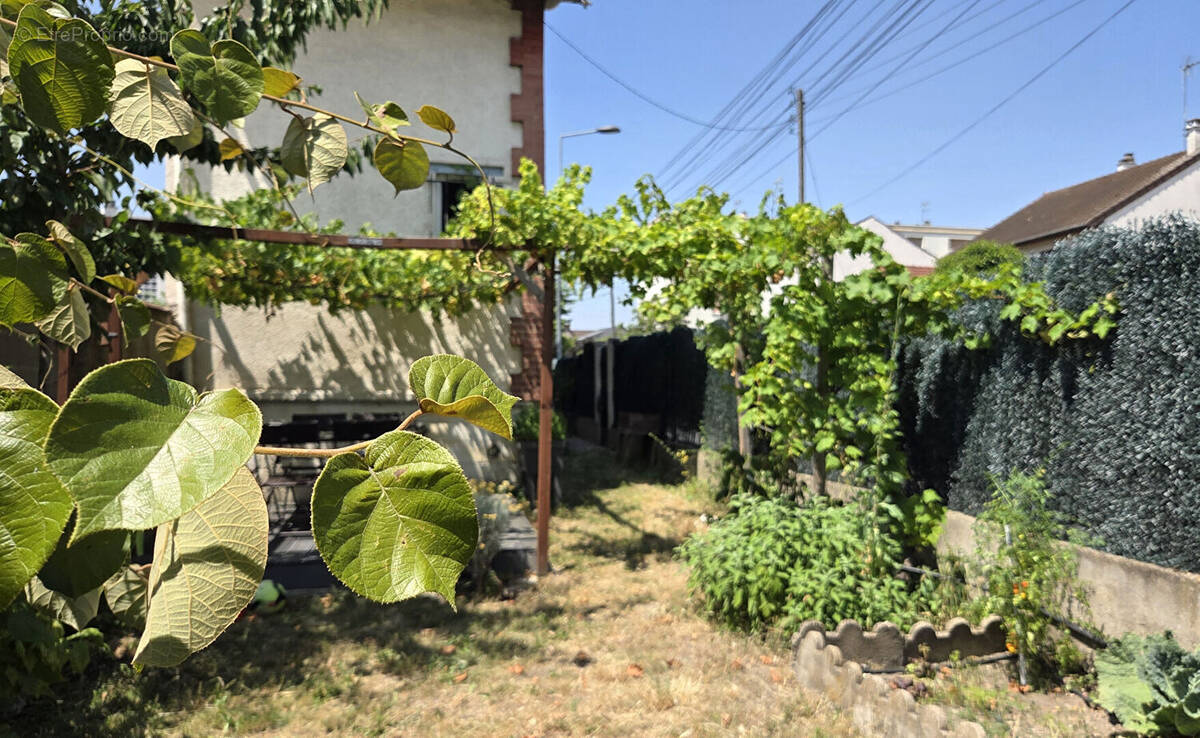 Maison à HOUILLES