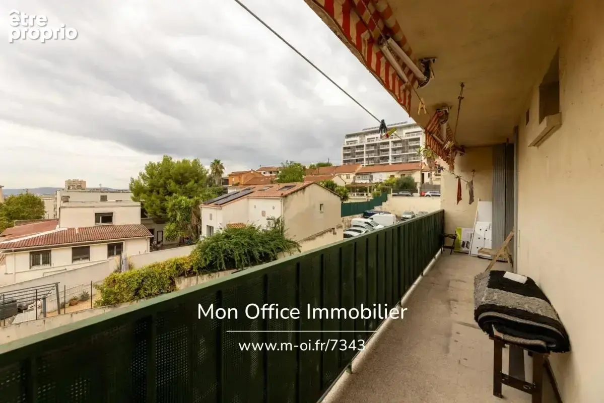 Référence : 7343-RVF. - Appartement T2 - Terrasse et Parking - photo 8