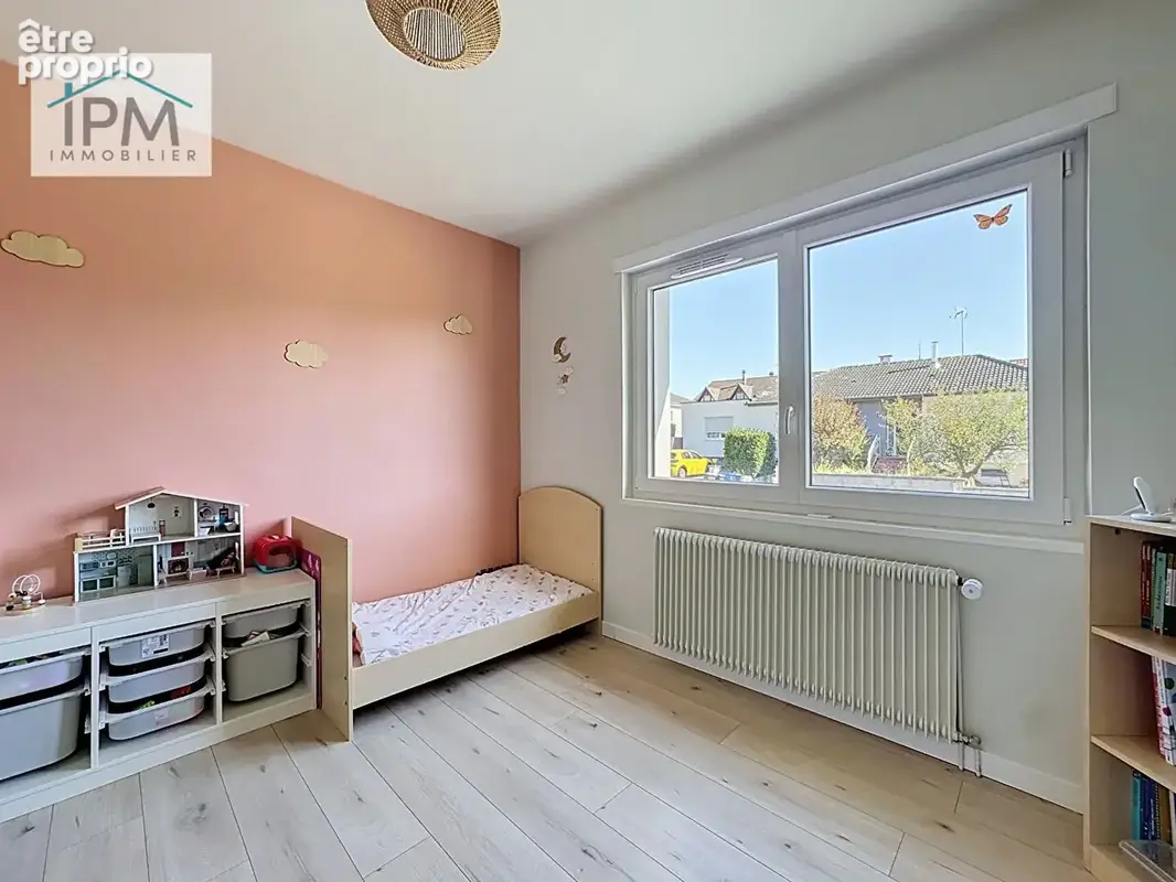 Maison plain-pied rénovée   3 chambres   95 m²  7,59 ares  STILL - photo 10