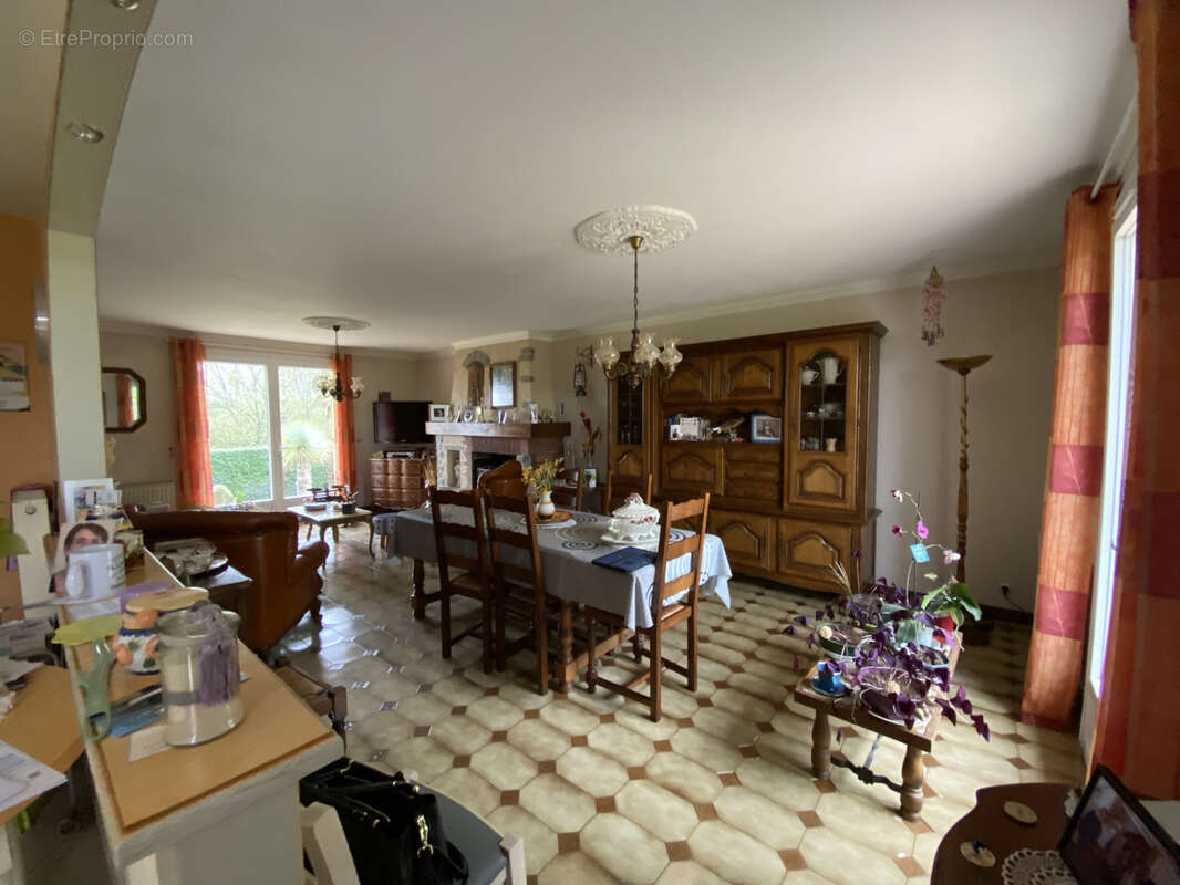 Maison à TILLIERES