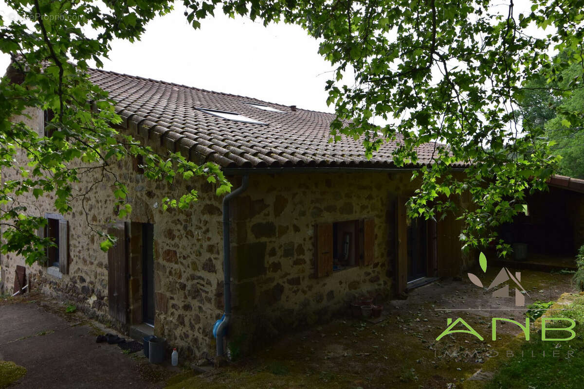 Maison à ROUZEDE