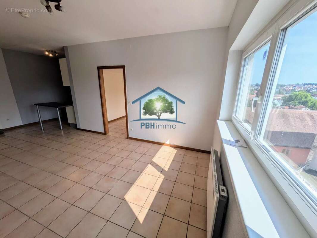 Appartement à NIEDERMODERN