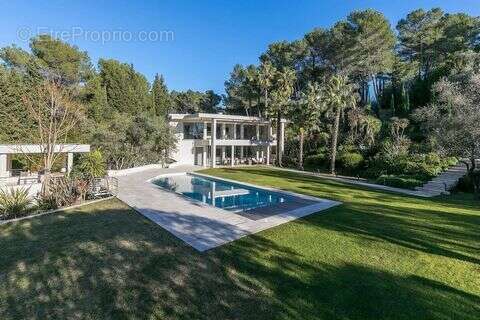 Maison à MOUGINS