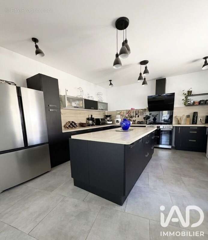 Maison 105 m² à Chimilin  - photo 2