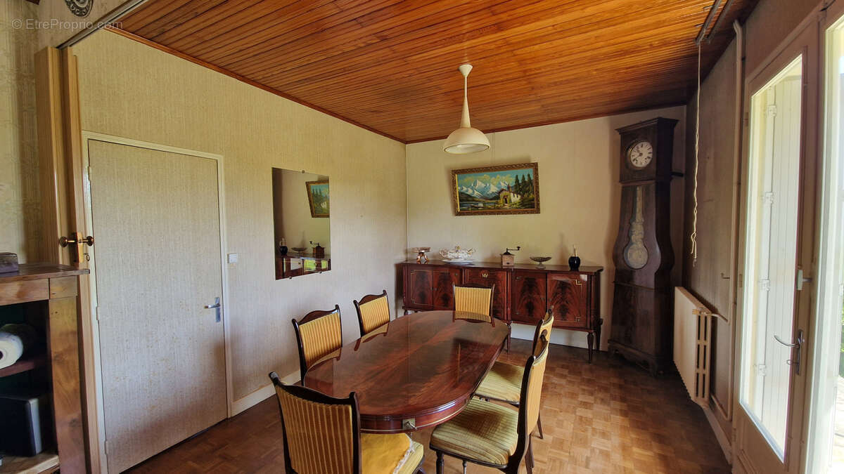 Maison à SAINT-MACAIRE