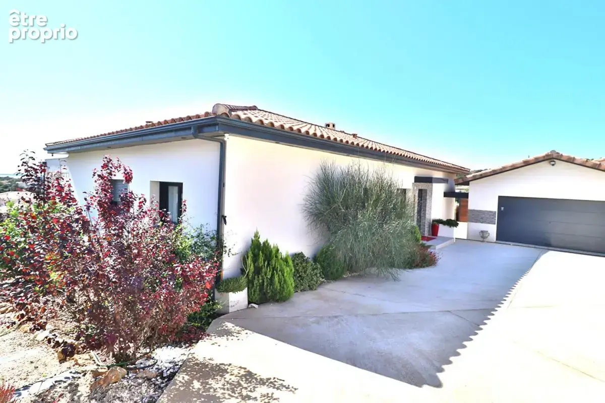 Villa contemporaine 5 pièce(s) 150 m2 sur un terrain de 1000m² avec piscine - photo 2