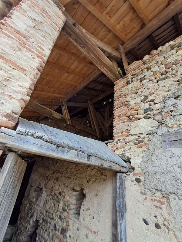 Maison a restaurer - photo 6