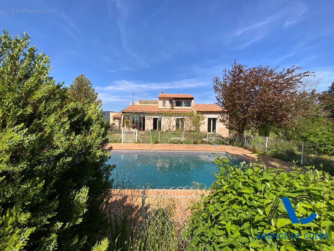 Maison à CUERS