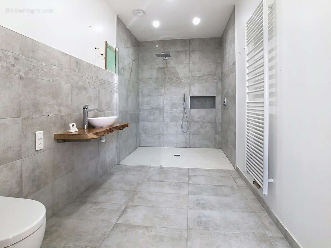 Maison à LE MESNILBUS