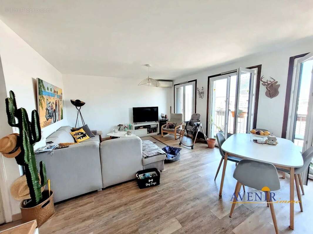 Appartement à MARSEILLE-3E