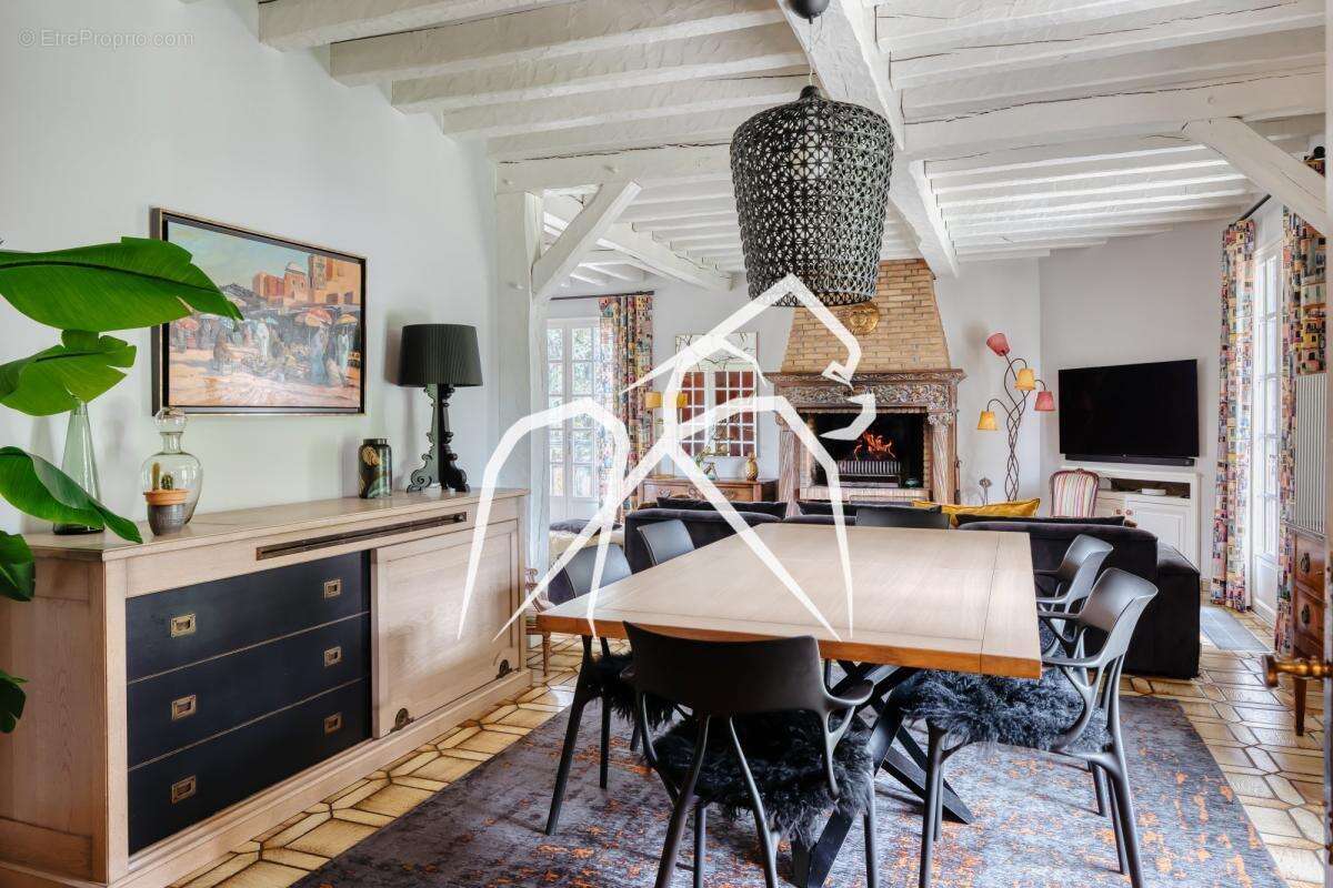 Maison à ISNEAUVILLE